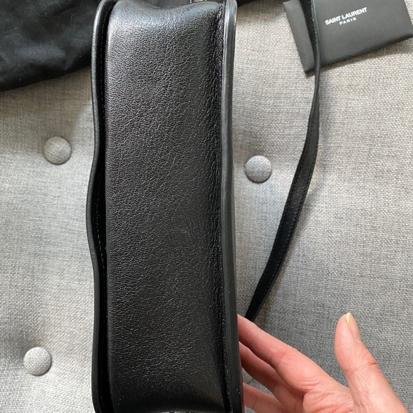 Saint Laurent Crossbody Messenger Bag - Picture 5 of 11